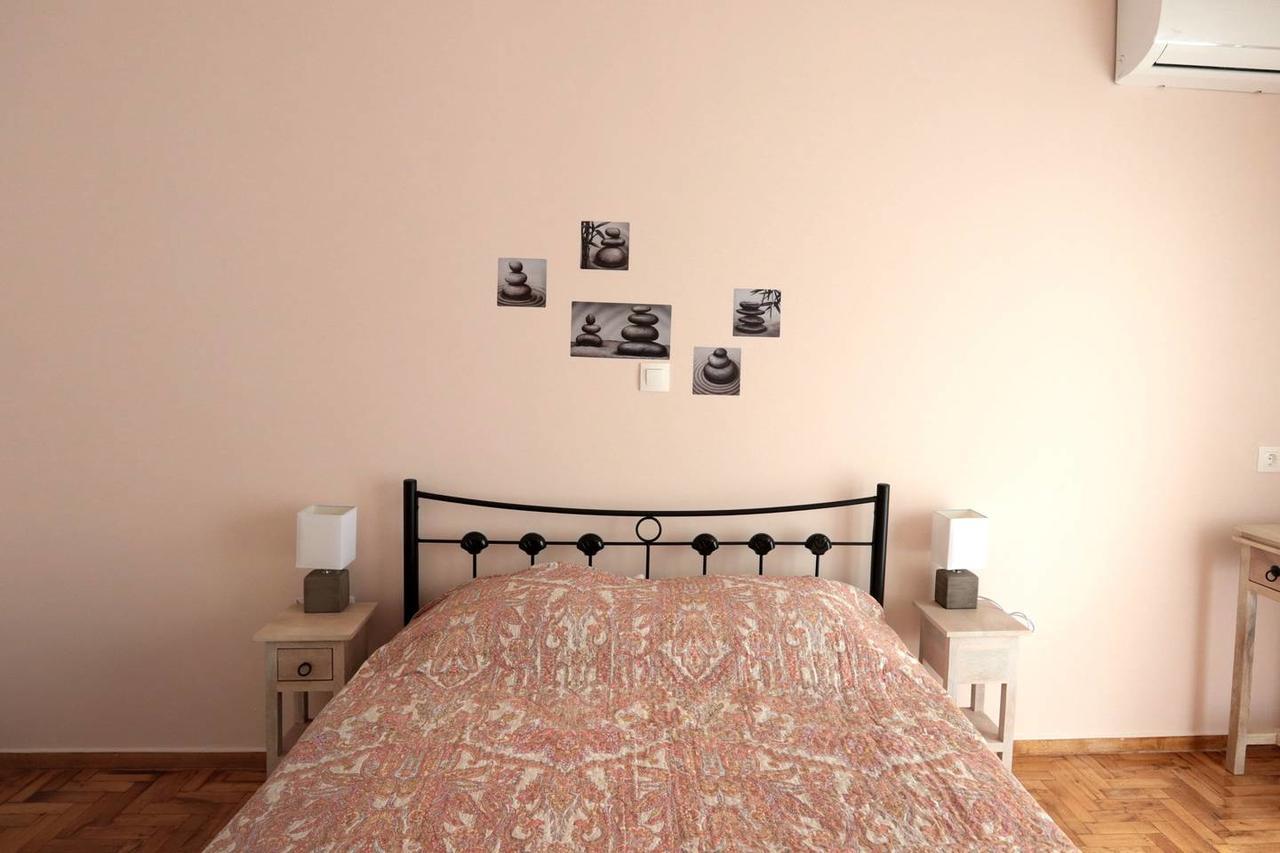Pale Coloured Apt In Athens Historic Centre 외부 사진